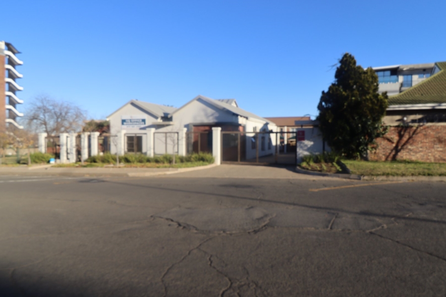  Bedroom Property for Sale in Bloemfontein Free State